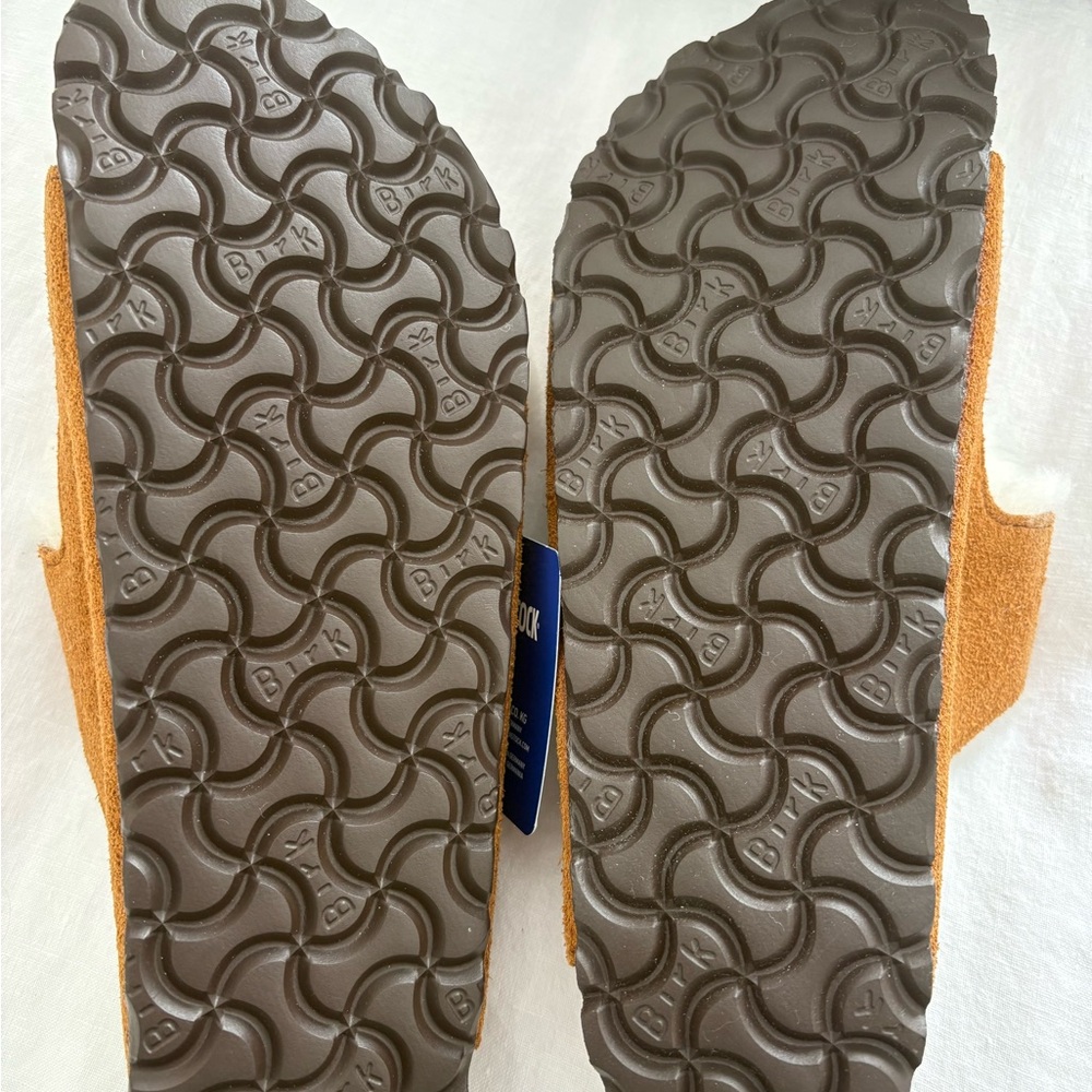 Birkenstock Arizona Fur Sandals - Picture 4 of 4